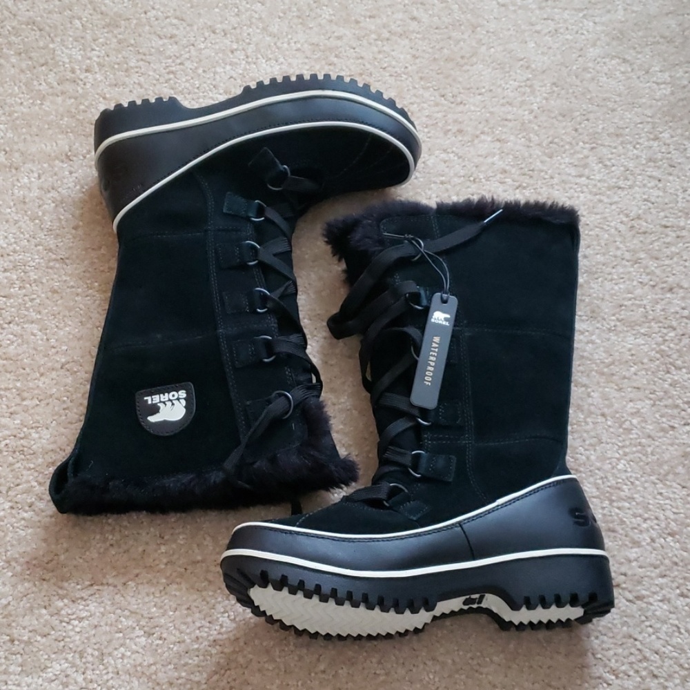 NWT Tivoli Sorel Boots